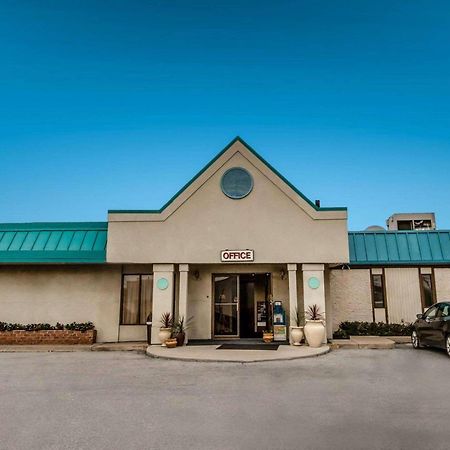 Econo Lodge Altoona I-99 מראה חיצוני תמונה
